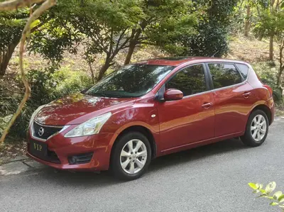 Nissan 骐达TIIDA 2011 1.6L CVTSmart thumbnail 1