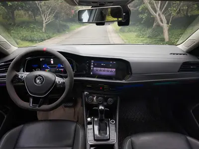 Volkswagen Sagitar 2021 200TSI DSG Comfort Smart Connect