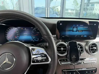 Mercedes-Benz GLC 2020 -Class GLC 300 L 4MATIC Sport thumbnail 5