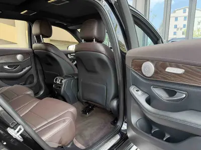 Mercedes-Benz GLC 2020 -Class GLC 300 L 4MATIC Sport thumbnail 13