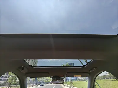 鸿蒙智行 问界M8 2025款 纯电 Max+ 六座四驱版 thumbnail 18