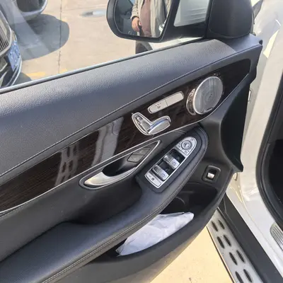 Mercedes-Benz GLC 2019 -Class GLC 260 L 4MATIC Sport thumbnail 4