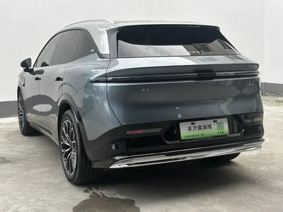 极氪 7X 2025款 75kWh 后驱智驾版 thumbnail 14