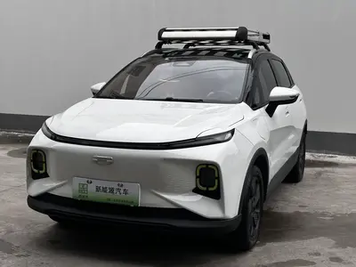 Geometry E 2023 401KM Linglong Hu 5-Seat thumbnail 1