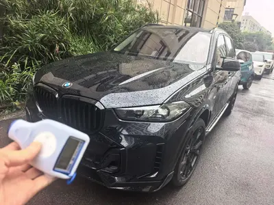 宝马 X5 2023款 xDrive 30Li 尊享型M运动曜夜套装 thumbnail 2