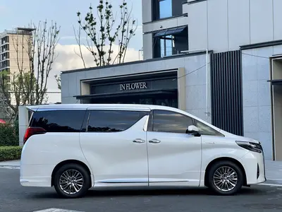 Toyota Alphard 2021 Hybrid 2.5L Premium thumbnail 9