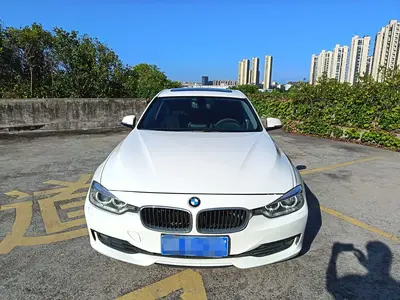 宝马 3系 2014款 320i 时尚型 thumbnail 3