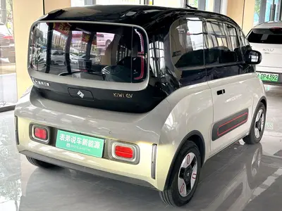 宝骏 KiWi EV 2022款 艺术家轻享版 磷酸铁锂 thumbnail 5