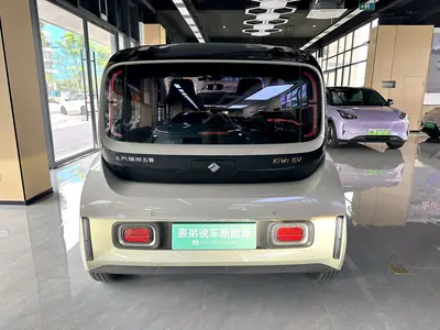 宝骏 KiWi EV 2022款 艺术家轻享版 磷酸铁锂 thumbnail 6