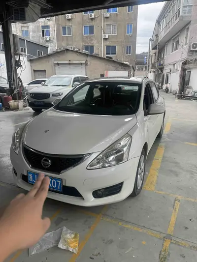 Nissan 骐达TIIDA 2014 1.6L CVTSmart thumbnail 2