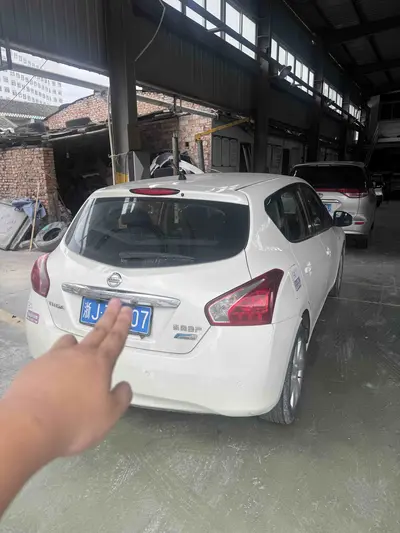 Nissan 骐达TIIDA 2014 1.6L CVTSmart thumbnail 5