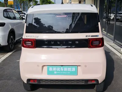 五菱汽车 宏光MINIEV 2021款 宏光MINI EV 马卡龙夹心款 170km 磷酸铁锂 thumbnail 6