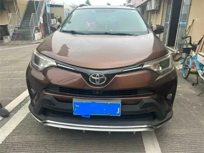 Toyota RAV4 2018 2.0L CVT2WD Fashion thumbnail 3