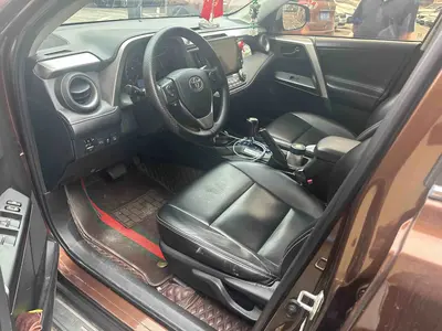 Toyota RAV4 2018 2.0L CVT2WD Fashion thumbnail 6