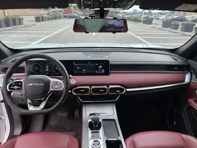 Jetour X70 PLUS 2025 Champion 1.5T DCTChampionMAX + 7-Seat thumbnail 11