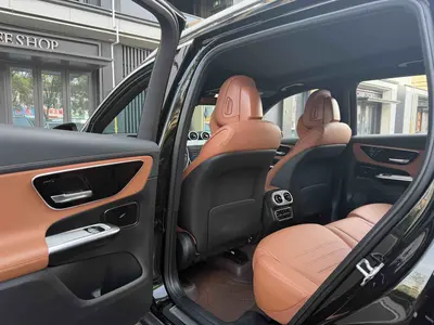 Mercedes-Benz GLC 2023 -Class Facelift GLC 260 L 4MATIC Sport 5-Seat thumbnail 16