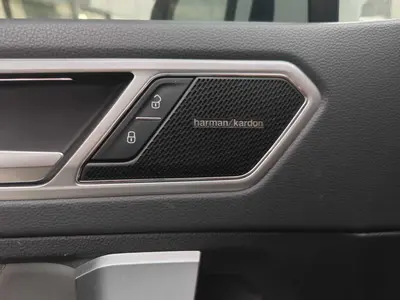 Volkswagen Tiguan L 2023 330TSI Auto 2WDR-LineFlagship thumbnail 8
