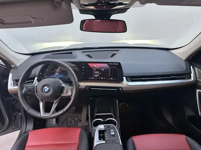 宝马 iX1 2023款 xDrive30L X设计套装 thumbnail 8