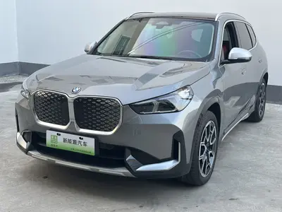 宝马 iX1 2023款 xDrive30L X设计套装 thumbnail 1