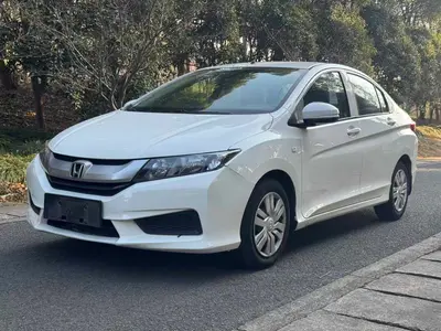 Honda City 2015 1.5L CVTLuxury Ed