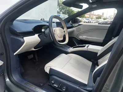 极氪 007 2024款 后驱智驾版 100kWh thumbnail 5