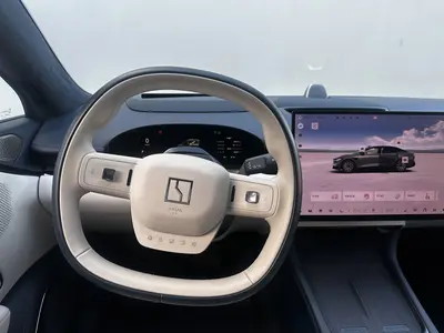 极氪 007 2024款 后驱智驾版 100kWh thumbnail 8