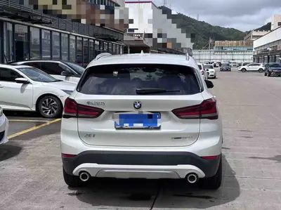 宝马 X1 2021款 改款 xDrive25Li 尊享型 thumbnail 6