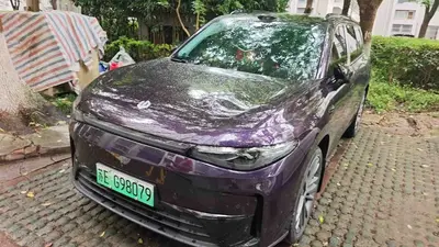 零跑汽车 零跑C16 2026款 增程 280激光雷达版 6座 thumbnail 2