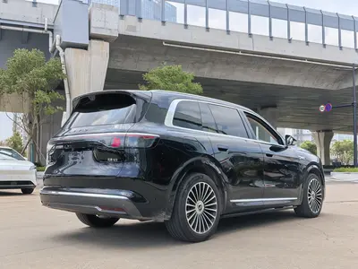 鸿蒙智行 问界M8 2025款 增程 Ultra版 53.4kWh 6座版 (192线激光雷达) thumbnail 6