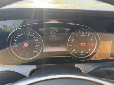 Mercedes-Benz E-Class 2017 E 200 Sport thumbnail 12
