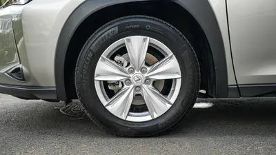 Lexus UX 2020 200 Special thumbnail 9