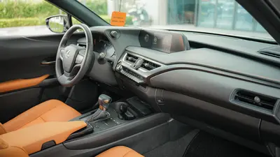 Lexus UX 2020 200 Special thumbnail 11