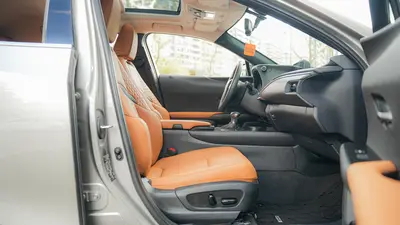Lexus UX 2020 200 Special thumbnail 12