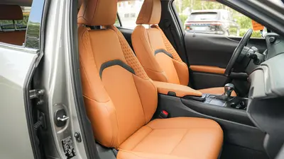 Lexus UX 2020 200 Special thumbnail 13