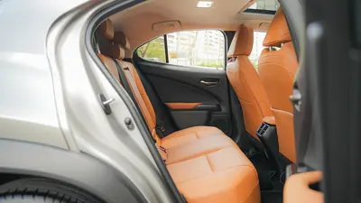 Lexus UX 2020 200 Special thumbnail 15