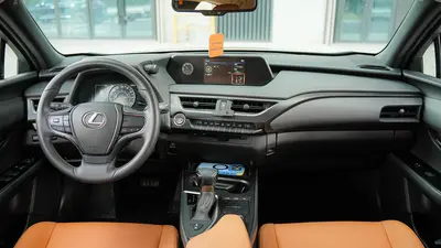 Lexus UX 2020 200 Special thumbnail 17