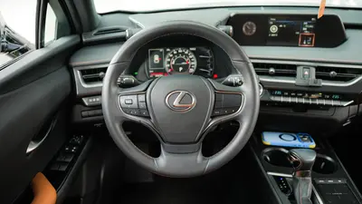 Lexus UX 2020 200 Special thumbnail 21