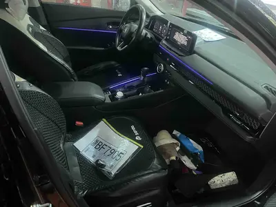 Honda 雅阁 2023款 260TURBO 卓越版