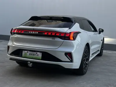极氪 001 2025款 YOU版 100kWh 四驱 thumbnail 16