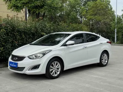 现代 朗动 2016款 1.6L 自动尊贵型 thumbnail 3