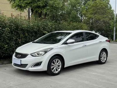 现代 朗动 2016款 1.6L 自动尊贵型 thumbnail 5
