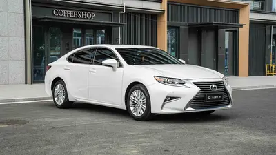 Lexus ES 2015 200 Elite thumbnail 4