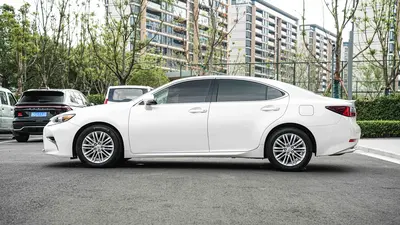 Lexus ES 2015 200 Elite thumbnail 8