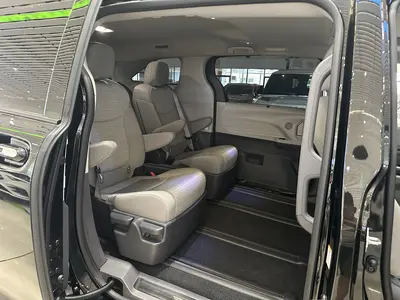 丰田 赛那SIENNA 2024款 2.5L混动 舒适版 thumbnail 7