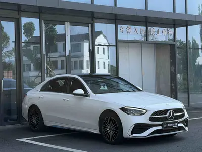 Mercedes-Benz C-Class 2023 Facelift II C 260 L Sport thumbnail 3