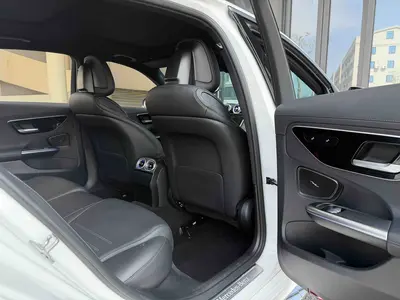 Mercedes-Benz C-Class 2023 Facelift II C 260 L Sport thumbnail 11