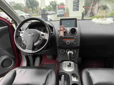 Nissan Qashqai 2012 2.0XV Lei CVT 2WD thumbnail 6