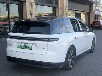 理想汽车 理想i8 2025款 标准版 thumbnail 9