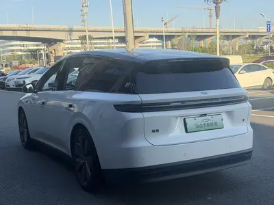 理想汽车 理想i8 2025款 标准版 thumbnail 11