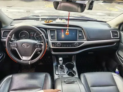 Toyota Highlander 2018 2.0T AWDLuxury 7-Seat thumbnail 7